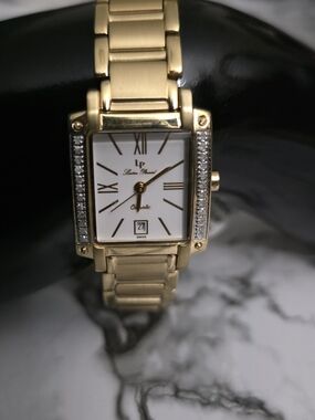 Gold-Tone Women's Dress Watch with White Dial and Crystal Accents
